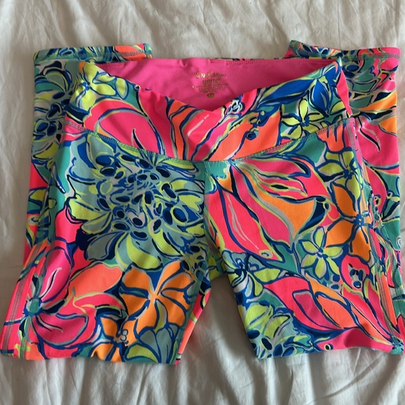 Lilly Pulitzer Weekender Cropped Luxletic Leggings Seaside Aqua Breezy Babe M - Picture 13 of 17